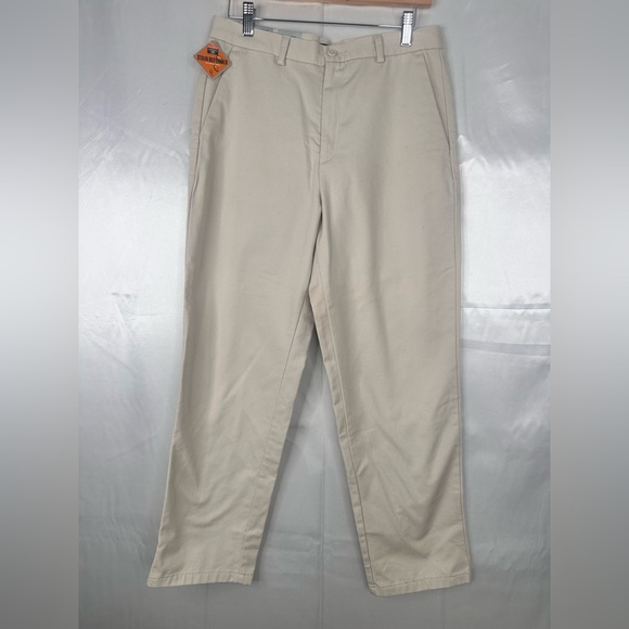 Dockers Go Khaki Stain Defender Size 10 Short - Picture 1 of 10